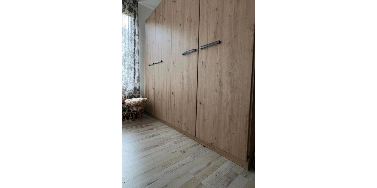 Etagenwohnung Mönchengladbach Süd - 2 Zimmer, 62 m&sup2;, 650&euro; | Angebot:26589117