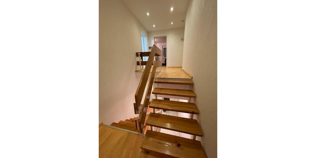 Reihenhaus Lahr (Schwarzwald) - 5 Zimmer, 130 m&sup2;, 1.800&euro; | Angebot:25105757