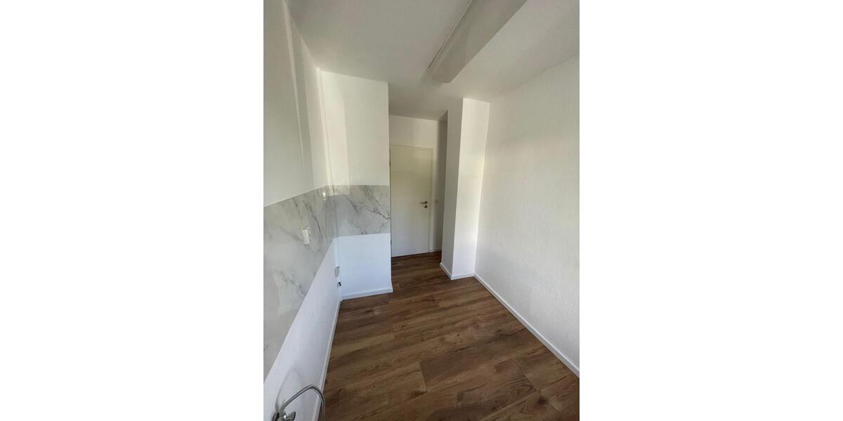 Etagenwohnung Zschopau - 3 Zimmer, 58 m&sup2;, 378&euro; | Angebot:25906747