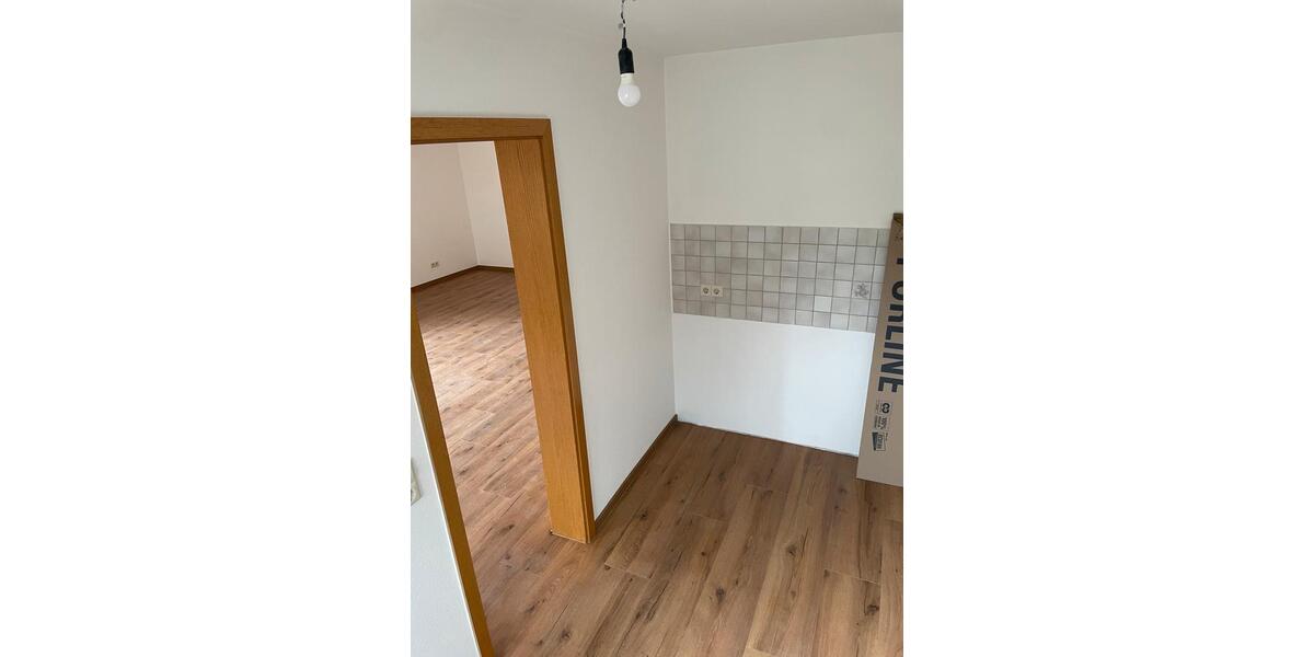 Etagenwohnung Oberstenfeld - 4.5 Zimmer, 91 m&sup2;, 1.150&euro; | Angebot:26286484