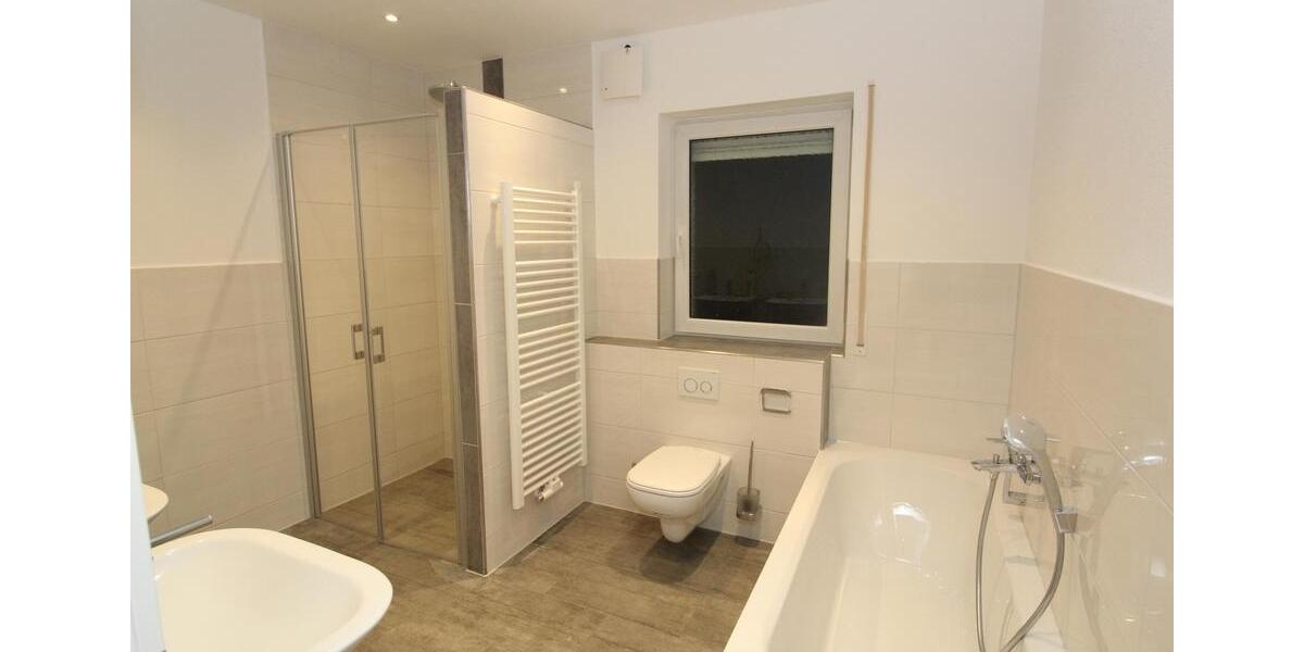 Terrassenwohnung Hutthurm - 3 Zimmer, 125 m&sup2;, 890&euro; | Angebot:25978585