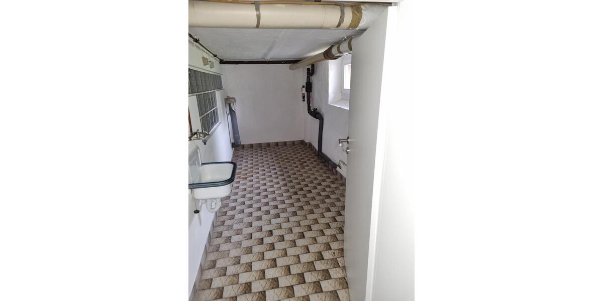 Etagenwohnung Halver - 3 Zimmer, 78 m&sup2;, 530&euro; | Angebot:26612285