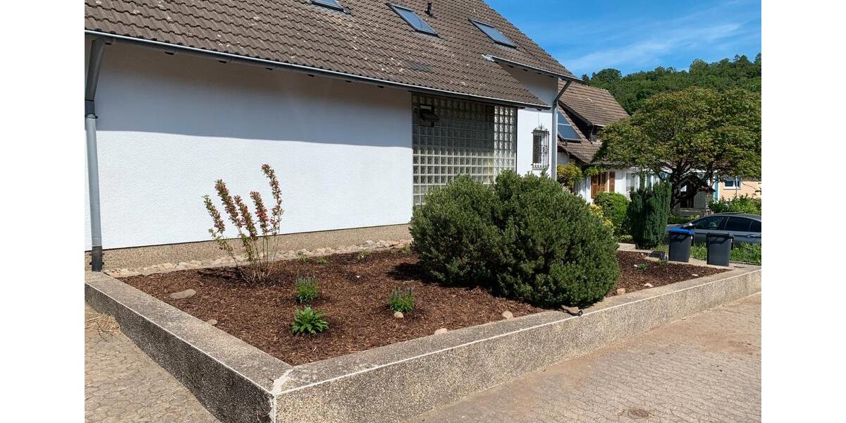 Dachgeschoßwohnung Saarbrücken Dudweiler - 1 Zimmer, 25 m&sup2;, 470&euro; | Angebot:26626526