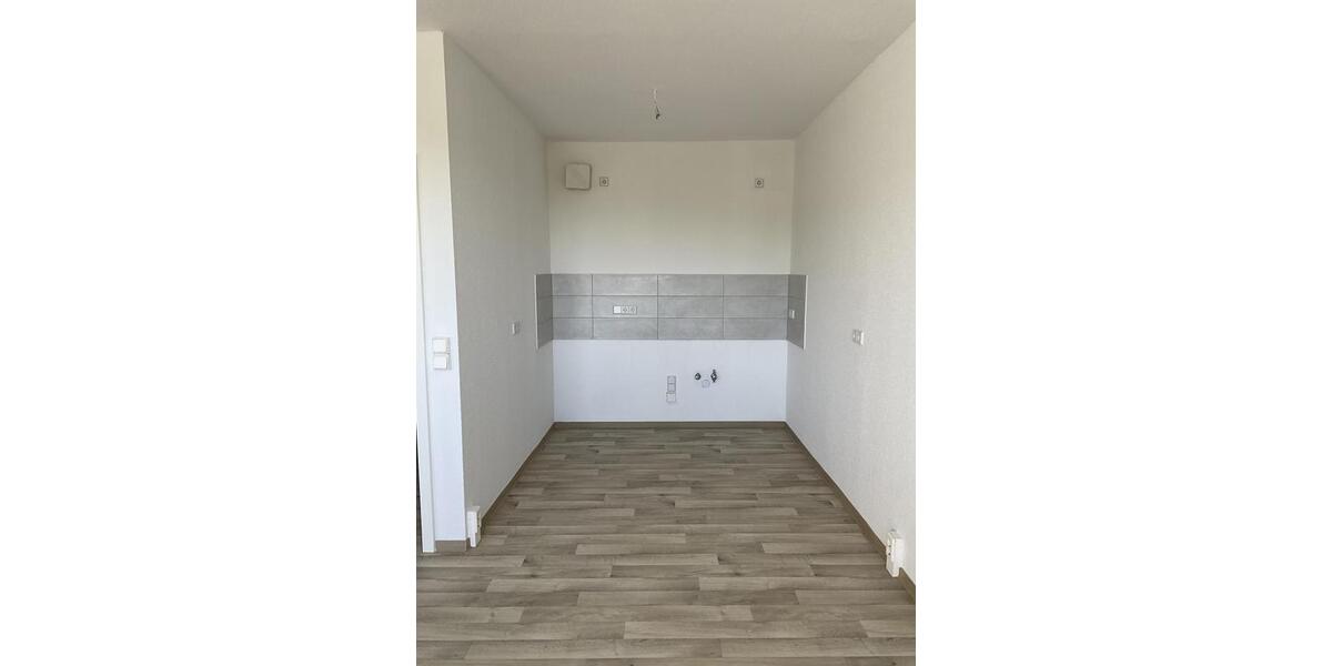 Etagenwohnung Nordhausen - 5 Zimmer, 105 m&sup2;, 500&euro; | Angebot:24940010