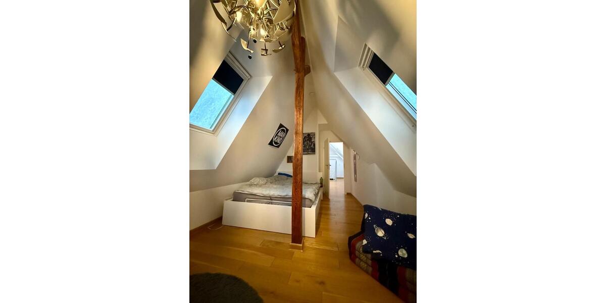 Maisonettenwohnung Hildesheim Oststadt/Stadtfeld - 5 Zimmer, 173 m&sup2;, 1.400&euro; | Angebot:26237639