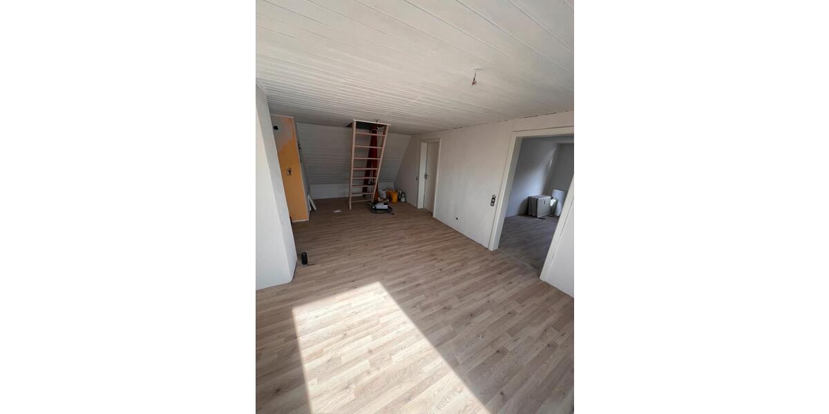 Maisonettenwohnung Ravensburg Eschach - 3.5 Zimmer, 108 m&sup2;, 1.365&euro; | Angebot:26670380