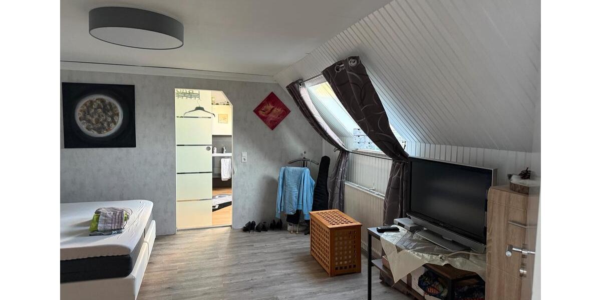 Dachgeschoßwohnung Lahntal - 1 Zimmer, 75 m&sup2;, 750&euro; | Angebot:26254523