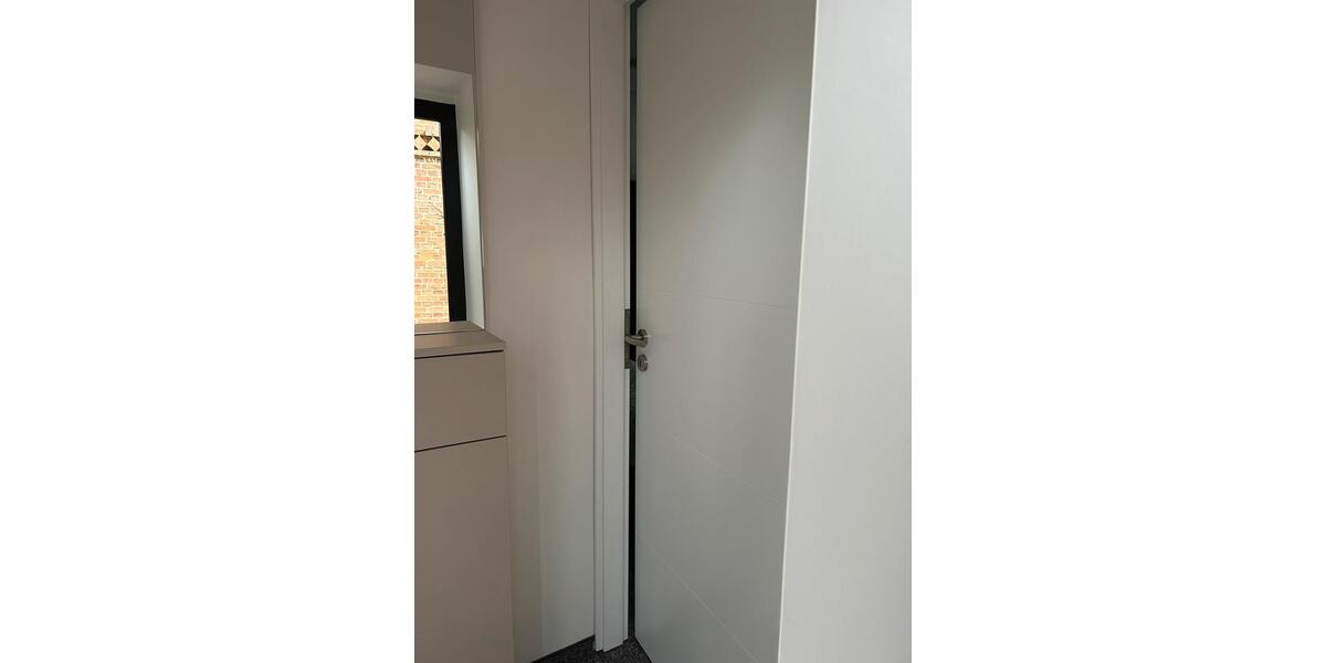 Möbliertes Zimmer separater Eingang Dusche WC 1 zimmer