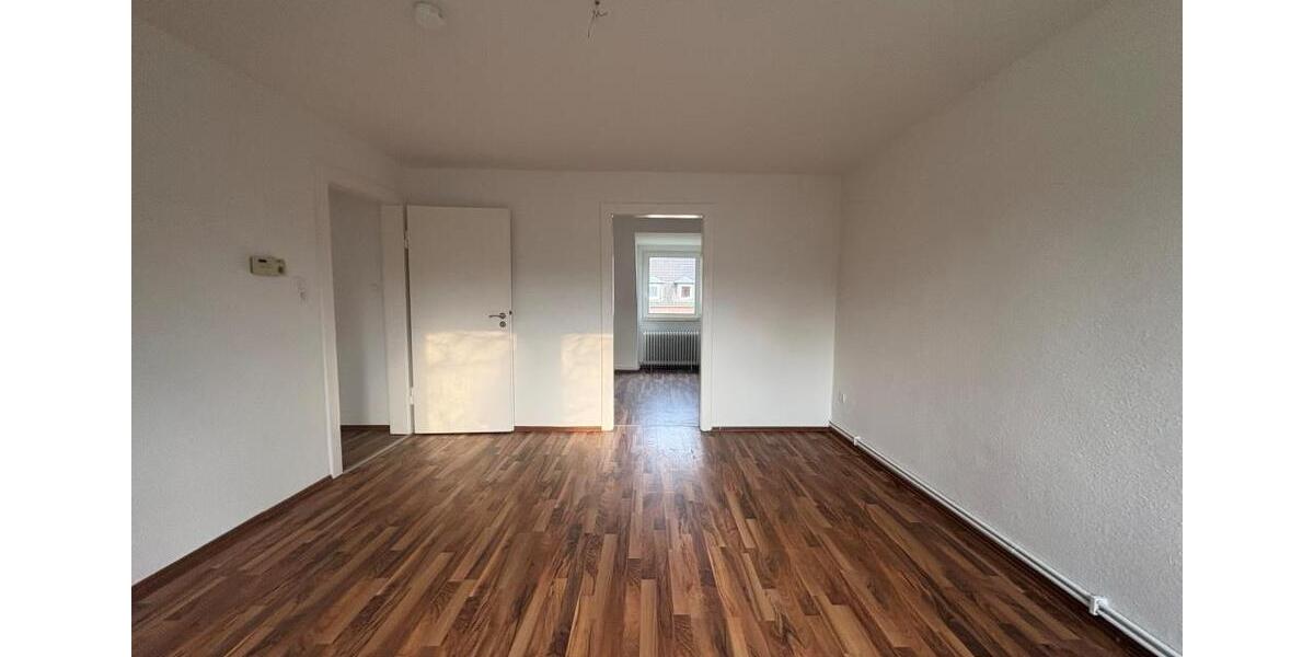 Dachgeschoßwohnung Wilhelmshaven Aldenburg - 4 Zimmer, 62 m&sup2;, 419&euro; | Angebot:25489040