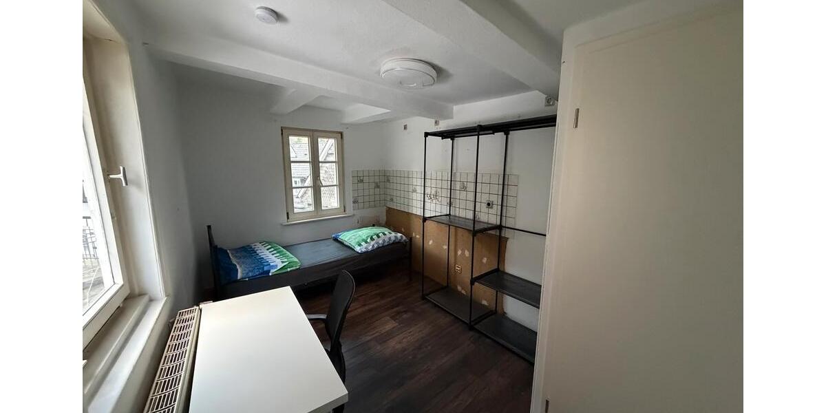 Wohnen auf Zeit Velbert Langenberg - 8 Zimmer, 150 m&sup2;, 500&euro; | Angebot:25550413