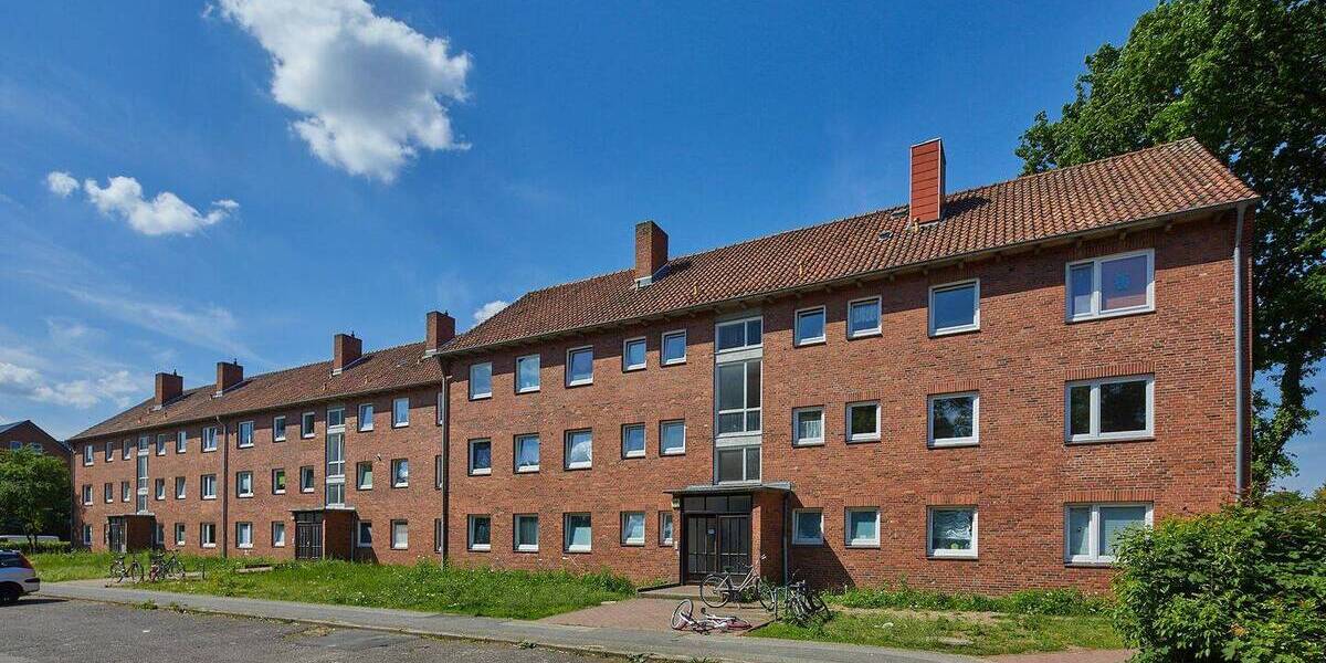 Schöne 3 12 Zimmerwohnung mit Balkon 4 zimmer