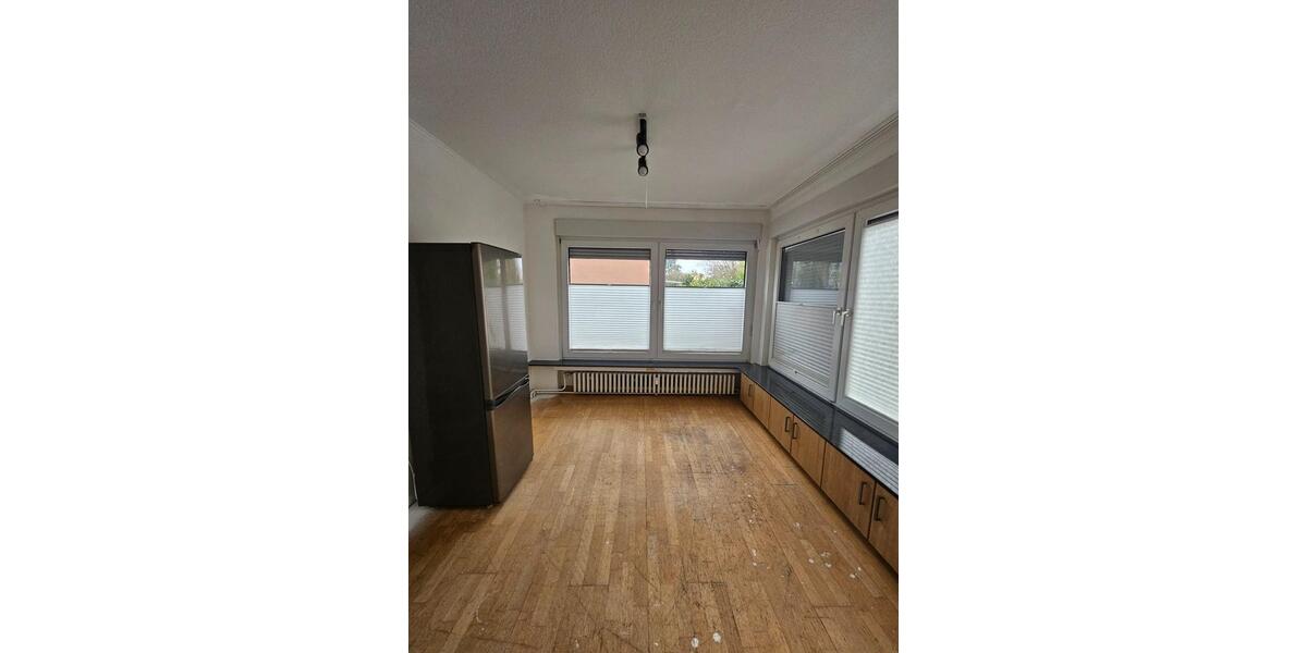 4 Zimmer – aktuell renoviert, bald bezugsfertig! 4 zimmer