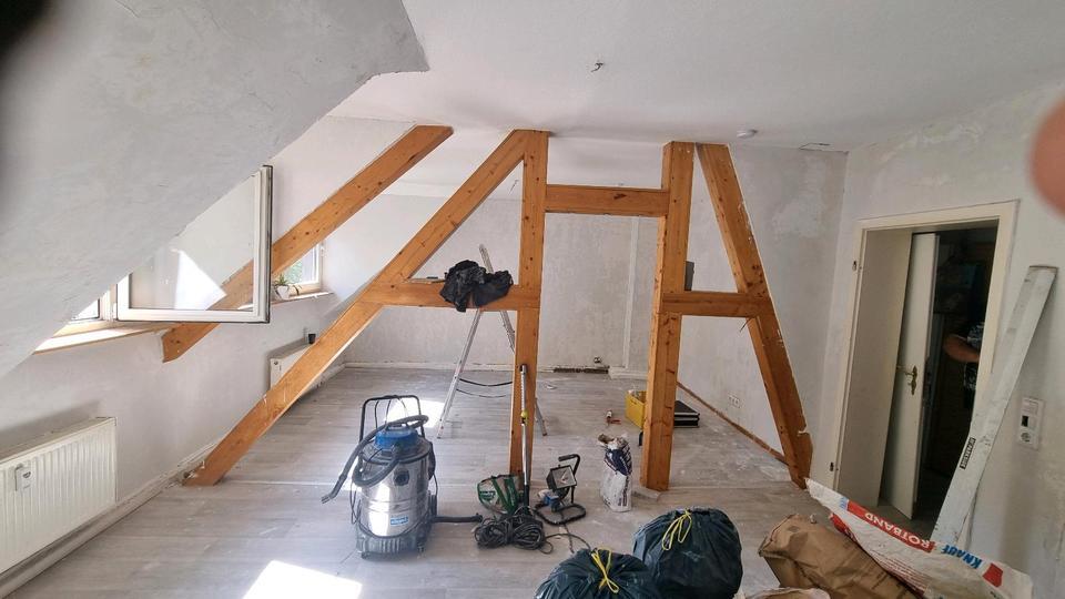 4½Zimmerwohnung Dachgeschoss Bebelstr 13