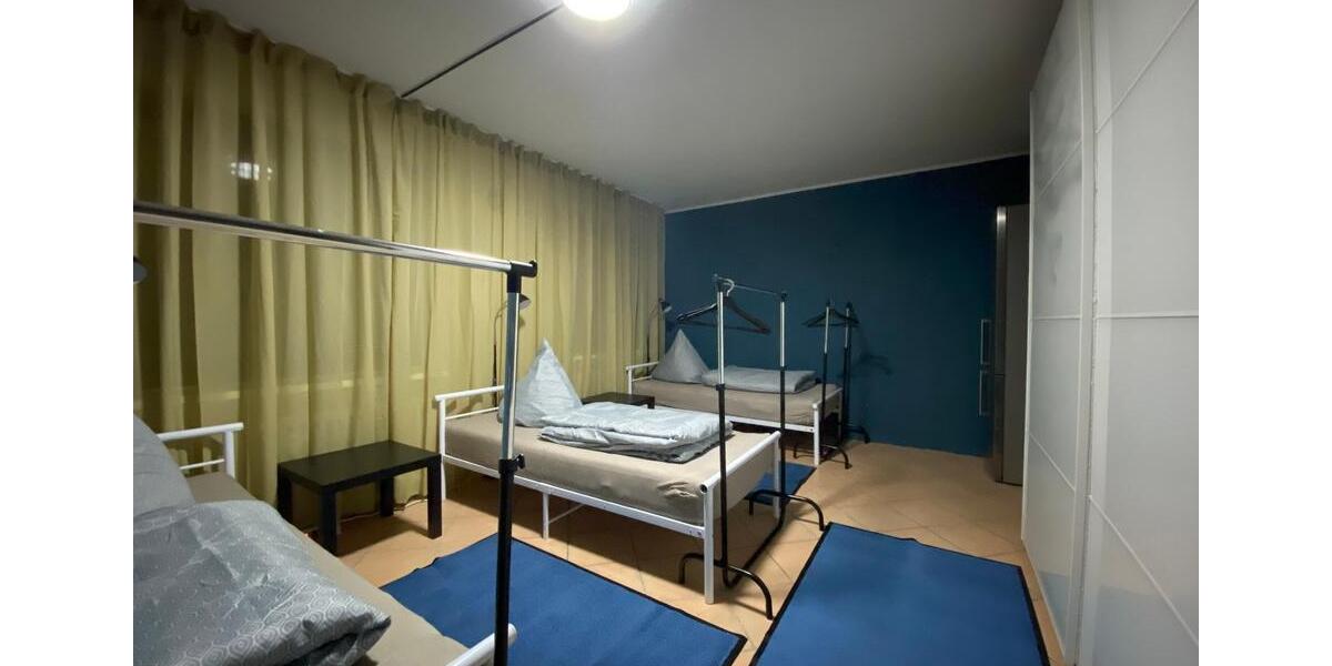 Messe-Übernachtung für max. 8 Personen zimmer