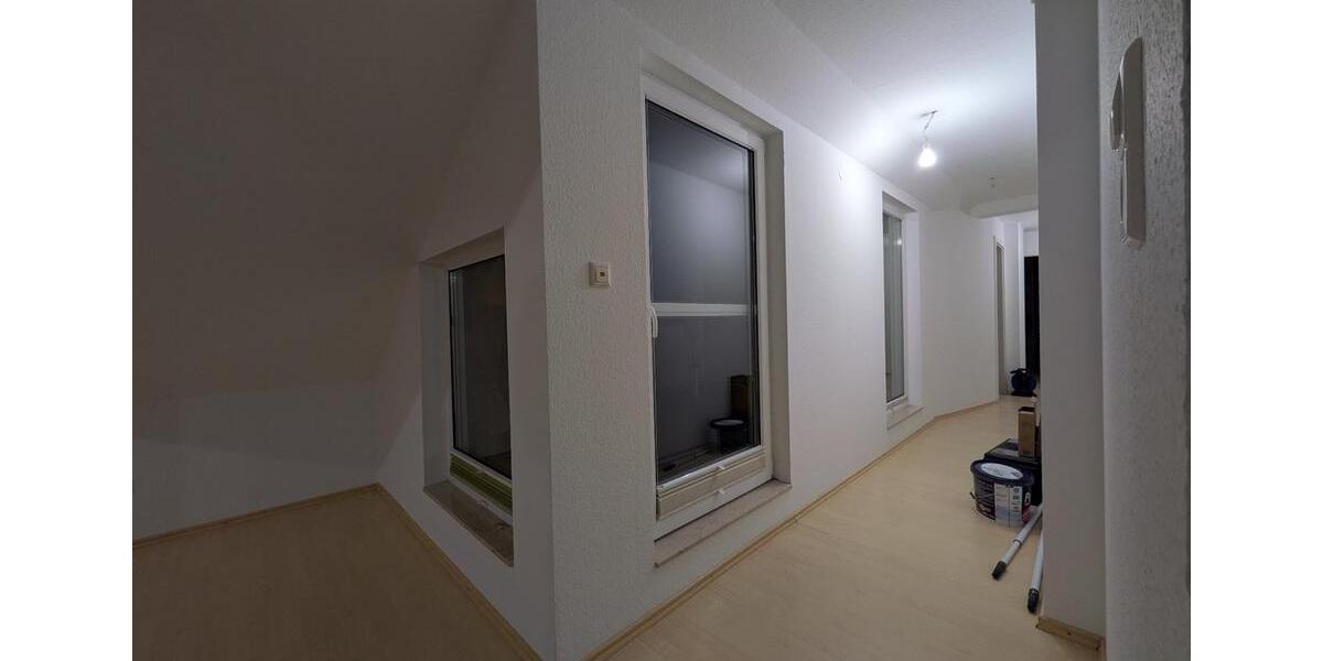 Dachgeschoßwohnung Neustadt an der Weinstraße - 4 Zimmer, 1.100&euro; | Angebot:23384660