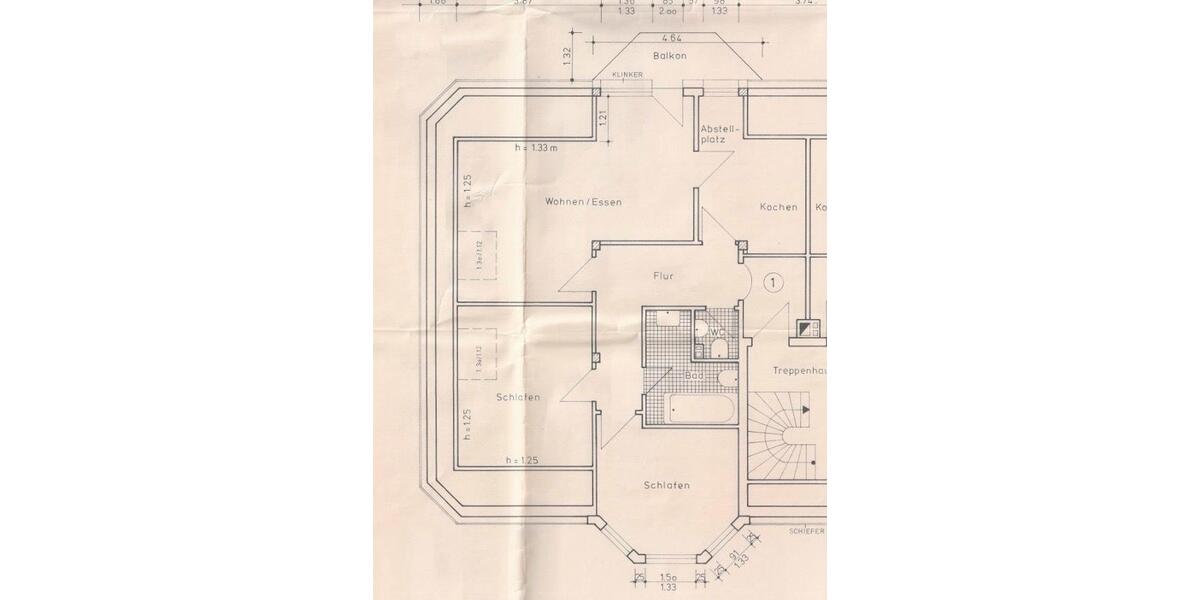 Dachgeschoßwohnung Jünkerath - 3 Zimmer, 90 m&sup2;, 800&euro; | Angebot:26042109