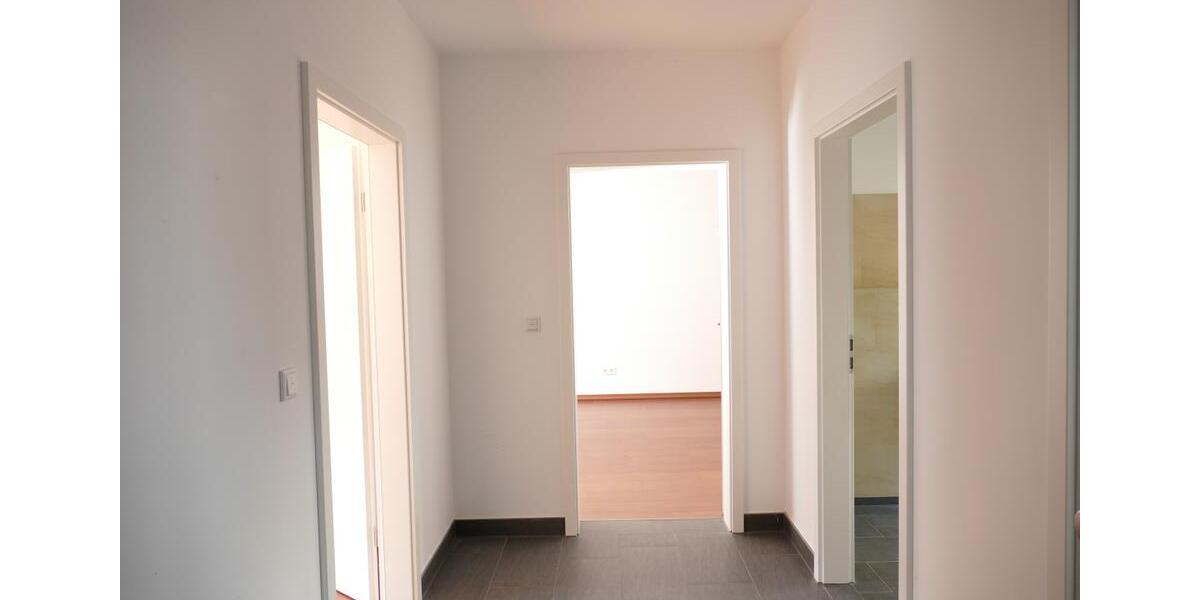 Erdgeschoßwohnung Naumburg (Saale) - 2 Zimmer, 70 m&sup2;, 663&euro; | Angebot:26278061