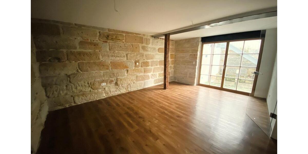Terrassenwohnung Forchheim - 3 Zimmer, 85 m&sup2;, 1.100&euro; | Angebot:25080947