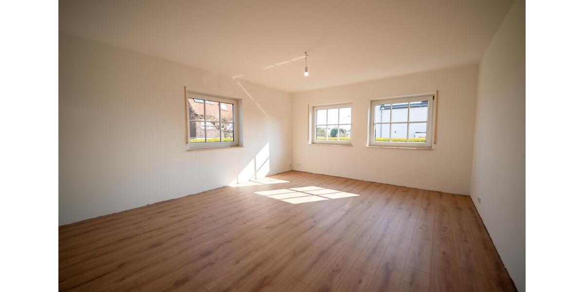 Erdgeschoßwohnung Karben - 3.5 Zimmer, 155 m&sup2;, 1.800&euro; | Angebot:25944228