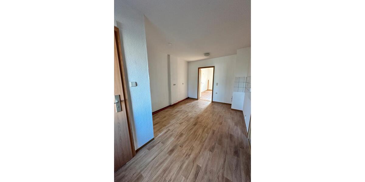 Erdgeschoßwohnung Finsterwalde - 3 Zimmer, 61 m&sup2;, 395&euro; | Angebot:26035786