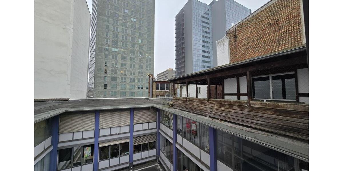 Besondere Dachgeschosswohnung mit Terrasse im Herzen von Offenbach 5 zimmer