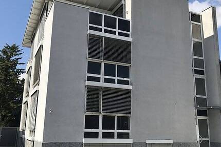 Moderne 2 Zimmer-Wohnung mit Loggia und EBK in Mainz-Oberstadt