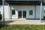 schönes helles Büro, gut gelegen mit Möglichkeit zur Übernachtung