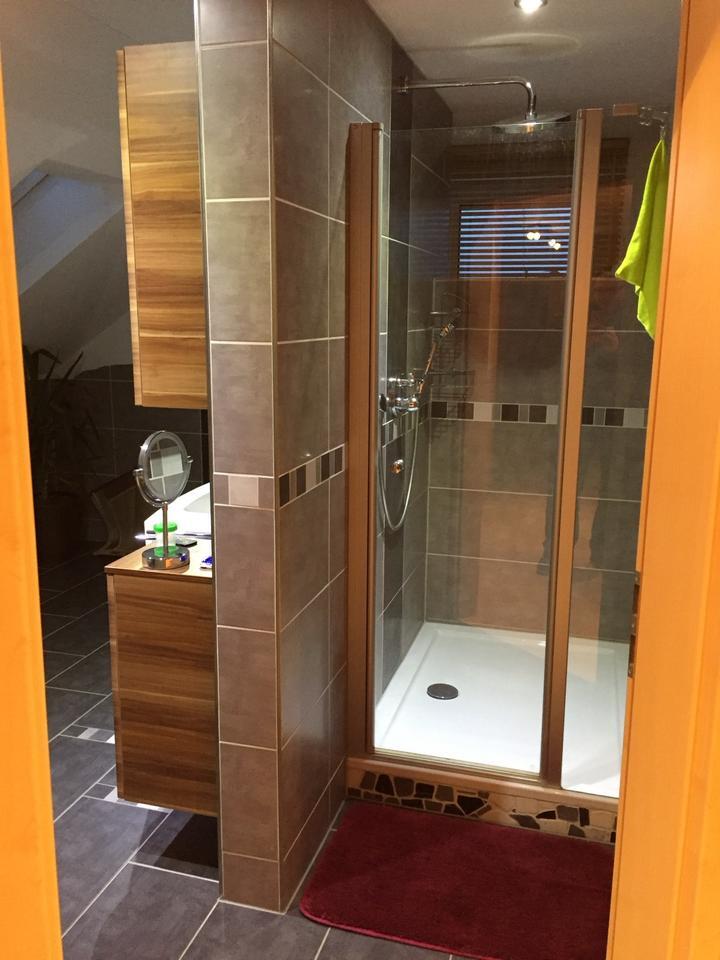 Moderne Dachgeschoßwohnung mit neuer Küche