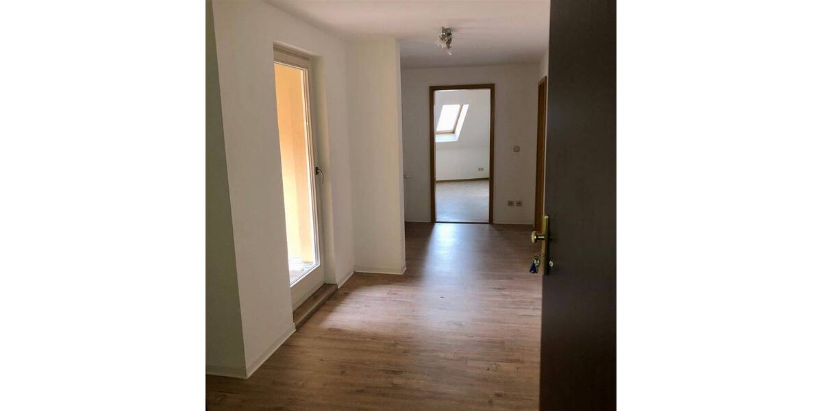 Dachgeschosswohnung - mehr als nur eine Wohnung, eine neue Perspektive. 2 zimmer