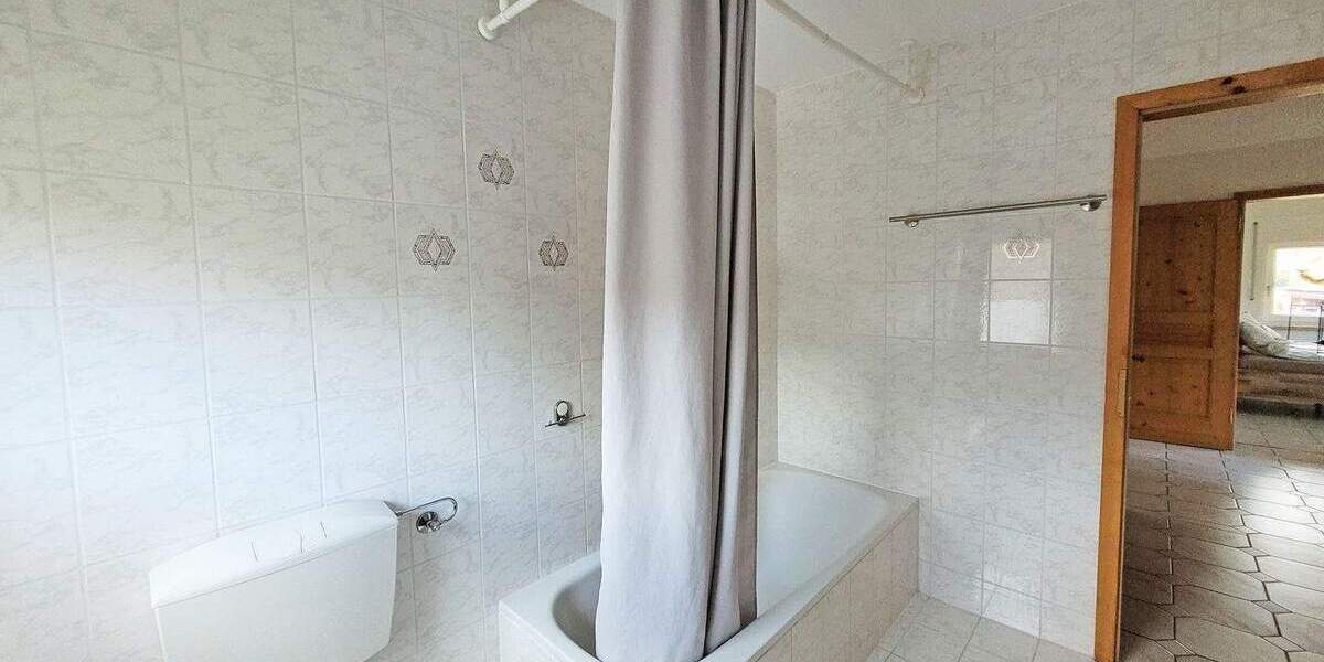 Etagenwohnung Neuenstein Mühlbach - 3 Zimmer, 93 m&sup2;, 550&euro; | Angebot:26686392