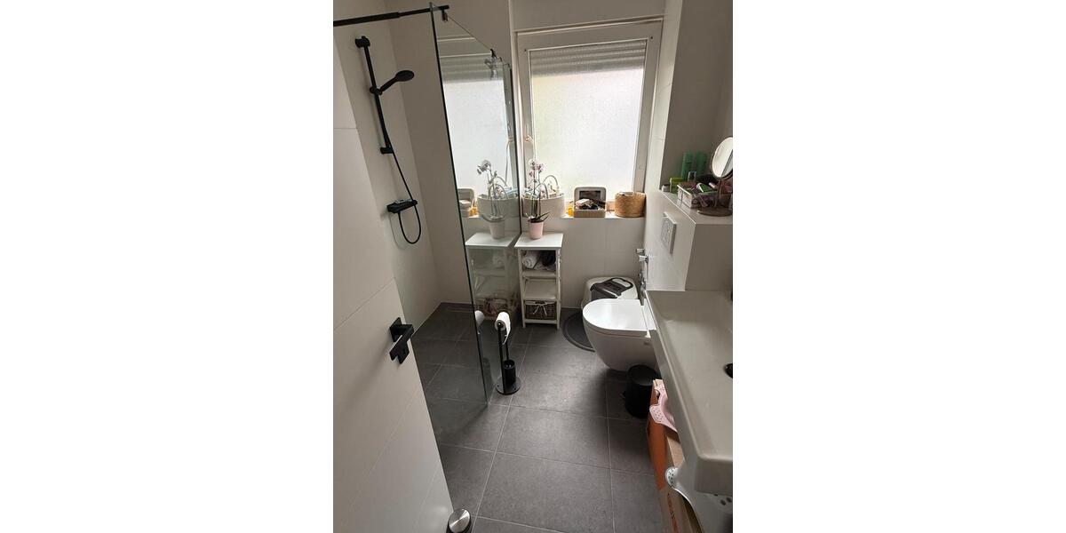 Etagenwohnung Seelze - 2 Zimmer, 65 m&sup2;, 1.050&euro; | Angebot:26633448
