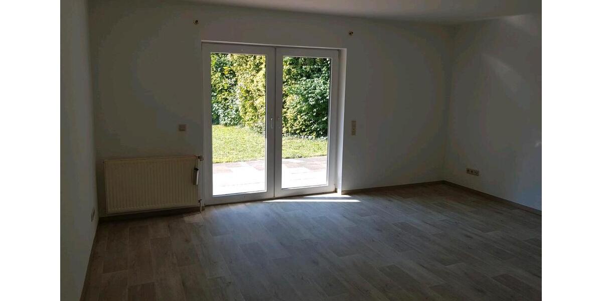 Erdgeschoßwohnung Hude (Oldenburg) - 3.5 Zimmer, 80 m&sup2;, 750&euro; | Angebot:26126274