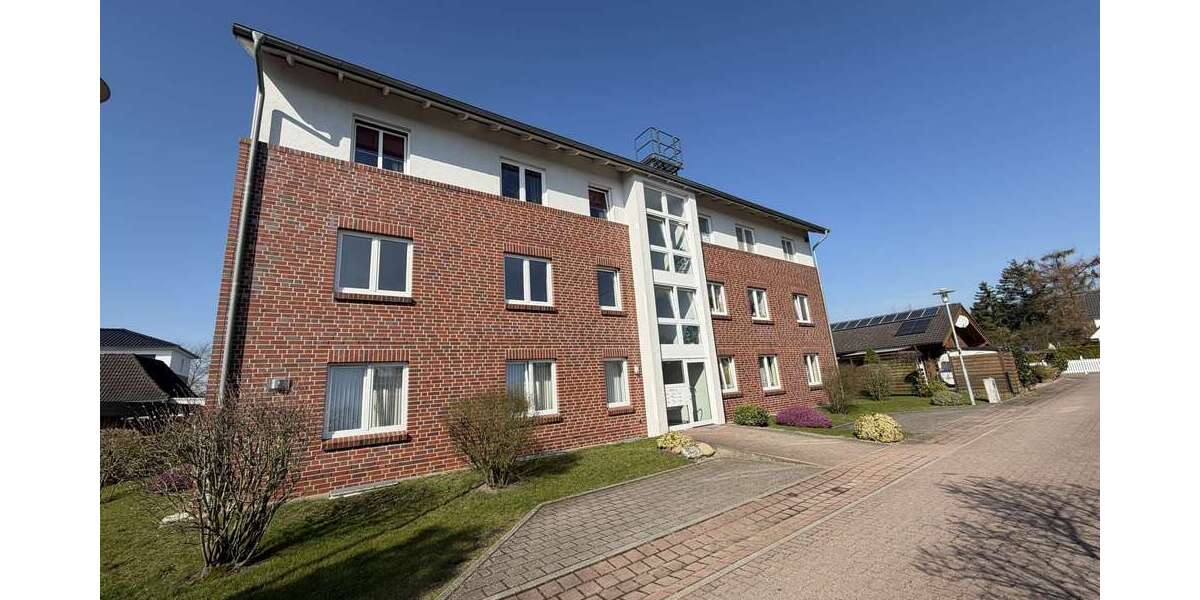 Etagenwohnung Uetersen - 3 Zimmer, 97 m&sup2;, 1.200&euro; | Angebot:25991717