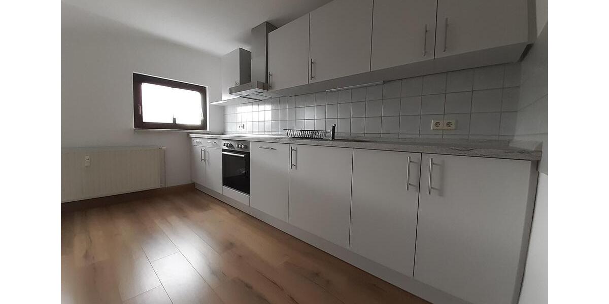 Dachgeschoßwohnung Lunzenau - 2 Zimmer, 43 m&sup2;, 250&euro; | Angebot:18969706