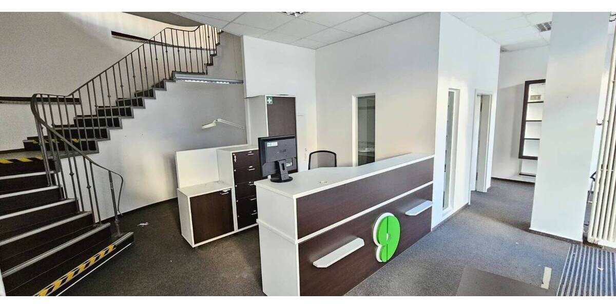 Gewerbeobjekt Amberg - 5 Zimmer, 274 m&sup2;, 3.700&euro; | Angebot:25665004