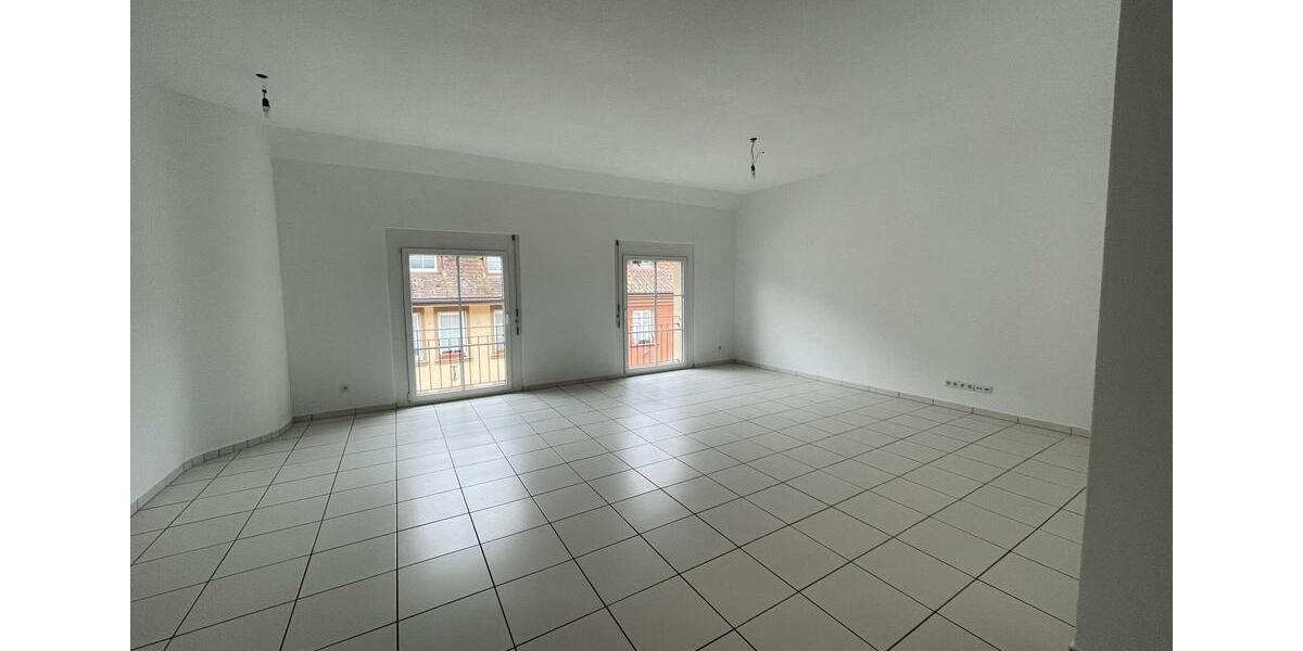 Etagenwohnung Waldshut-Tiengen Tiengen - 4 Zimmer, 158 m&sup2;, 1.500&euro; | Angebot:26479729