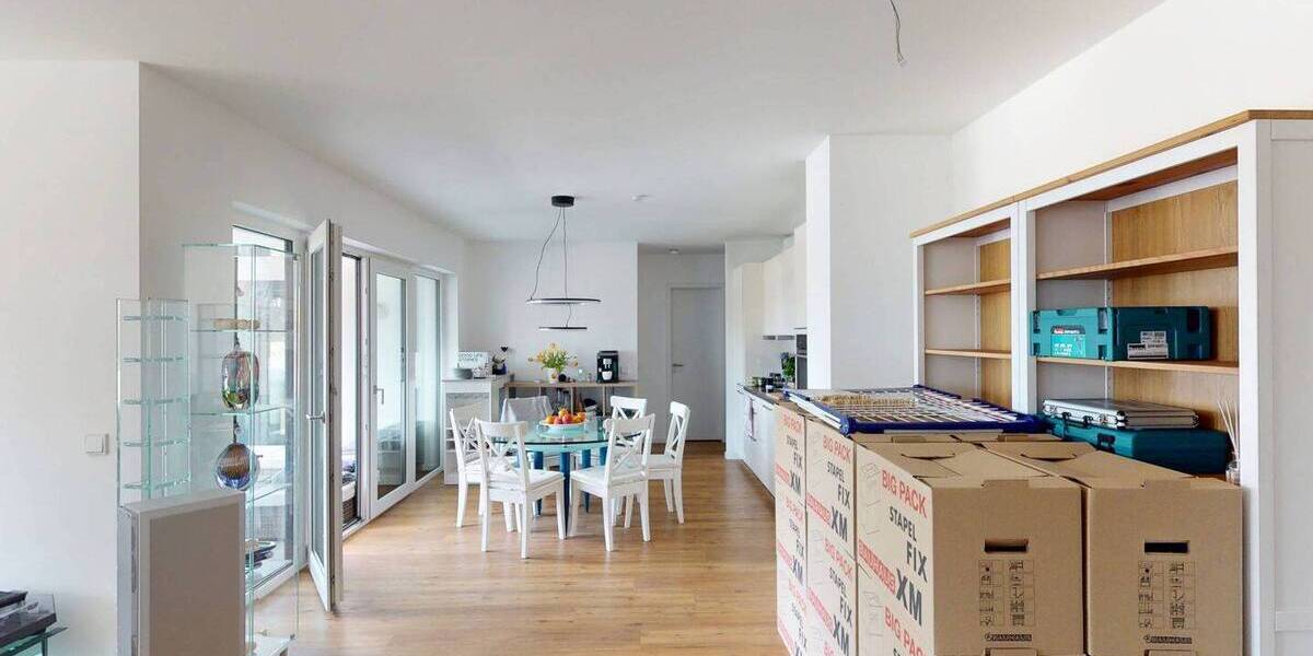 Etagenwohnung Hamburg Langenhorn - 3 Zimmer, 100 m&sup2;, 1.599&euro; | Angebot:26156001