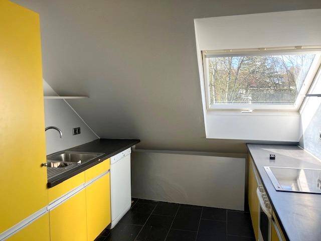 Etagenwohnung Wiesbaden Dotzheim - 3 Zimmer, 82 m&sup2;, 850&euro; | Angebot:26244621