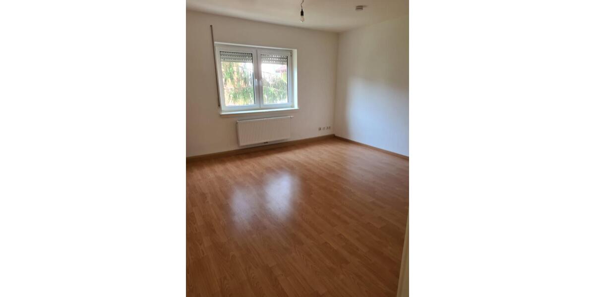 Etagenwohnung Ludwigshafen am Rhein - 2 Zimmer, 50 m&sup2;, 400&euro; | Angebot:24753416
