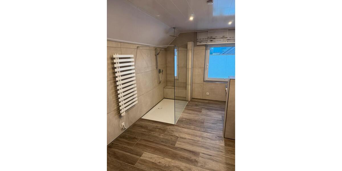 Dachgeschoßwohnung Werl - 3 Zimmer, 90 m&sup2;, 900&euro; | Angebot:26321195