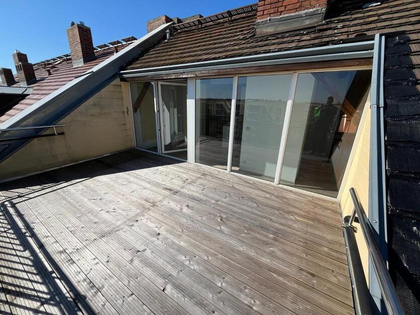 Viel Platz zum Wohnen! 5-Zimmer mit Dachterrasse und 2 Stellplätzen im Zentrum von Senftenberg