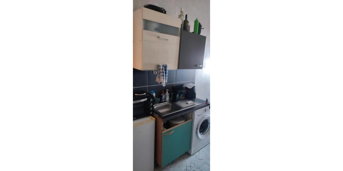 Etagenwohnung Saarbrücken West - 1 Zimmer, 30 m&sup2;, 680&euro; | Angebot:26444345