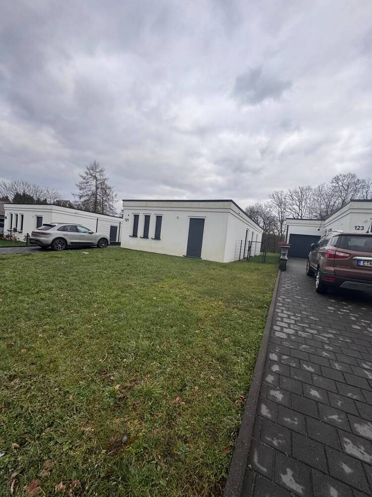 Modernes Wohnen auf einer Ebene - Stilvoller Bungalow in Bestlage