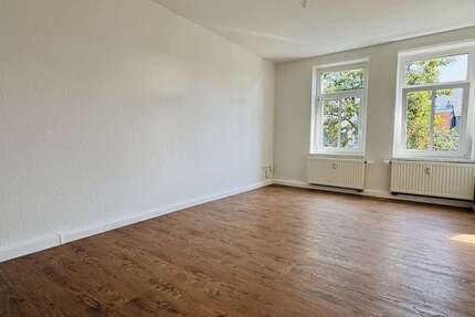 Wohnung Hainichen - 3 Zimmer, 69 m&sup2;, 380&euro; | Angebot:26999875