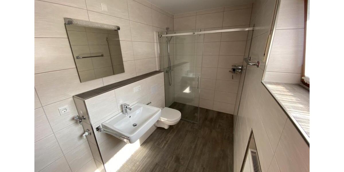 Erdgeschoßwohnung Schmallenberg - 2 Zimmer, 65 m&sup2;, 620&euro; | Angebot:26044685