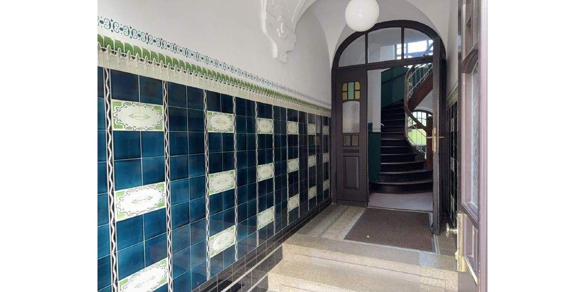 Gewerbeobjekt Gotha - 7 Zimmer, 135 m&sup2;, 1.100&euro; | Angebot:25727901