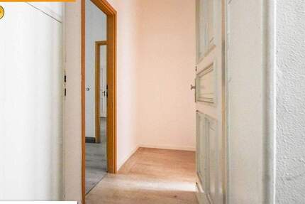 Wohnung Krefeld Stadtmitte - 3 Zimmer, 75 m&sup2;, 625&euro; | Angebot:25096301