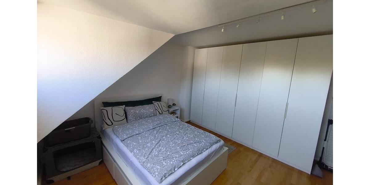 Dachgeschoßwohnung Mönchengladbach - 2 Zimmer, 55 m&sup2;, 795&euro; | Angebot:26587571