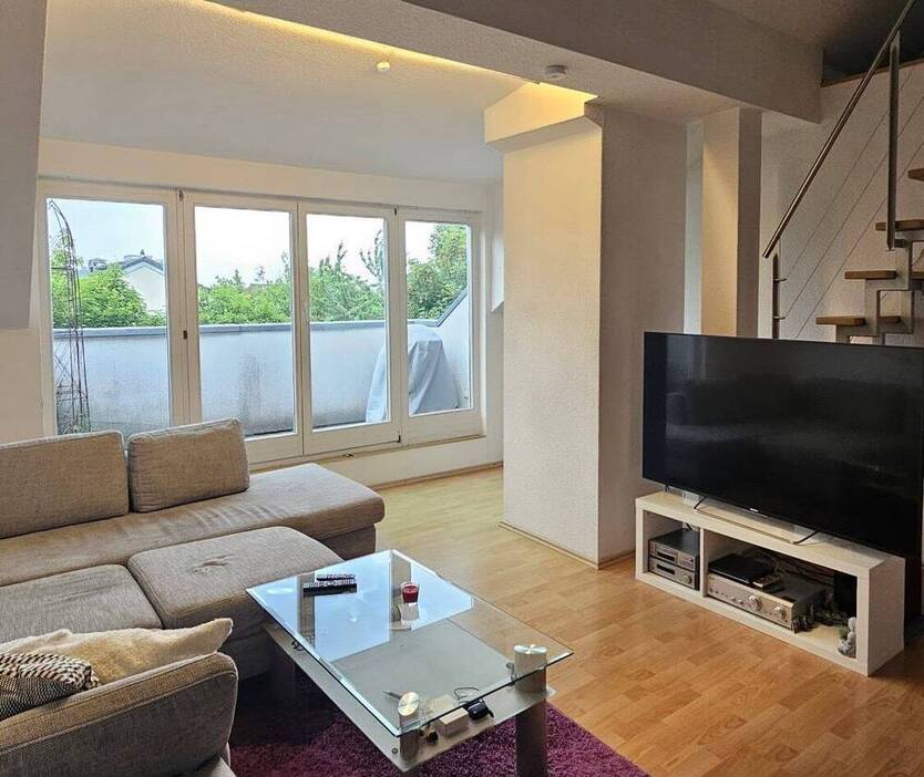 Traumhafte Dach-Loggia! Einzigartige 2-Zimmerwohnung mit Galerie