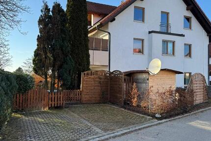 Attraktive 2-Zimmer-Wohnung mit Terrasse & Garten zimmer